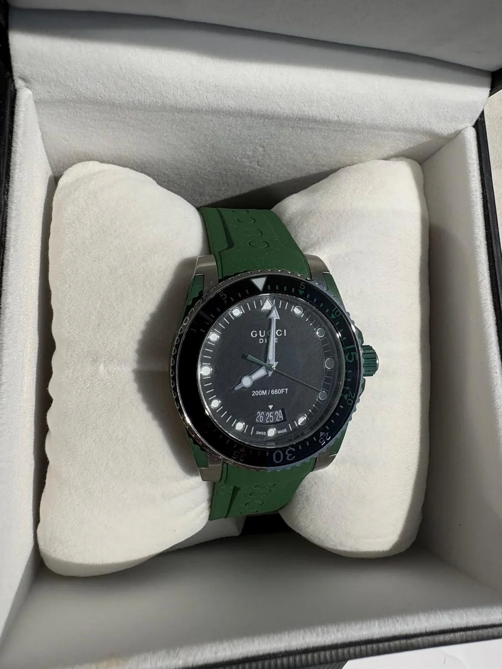 Gucci Men’s Green Rubber Strap Watch